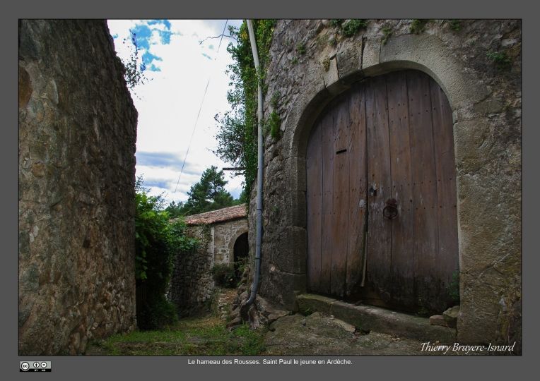 Le village de Saint Paul le Jeune au sud de l'Ardèche